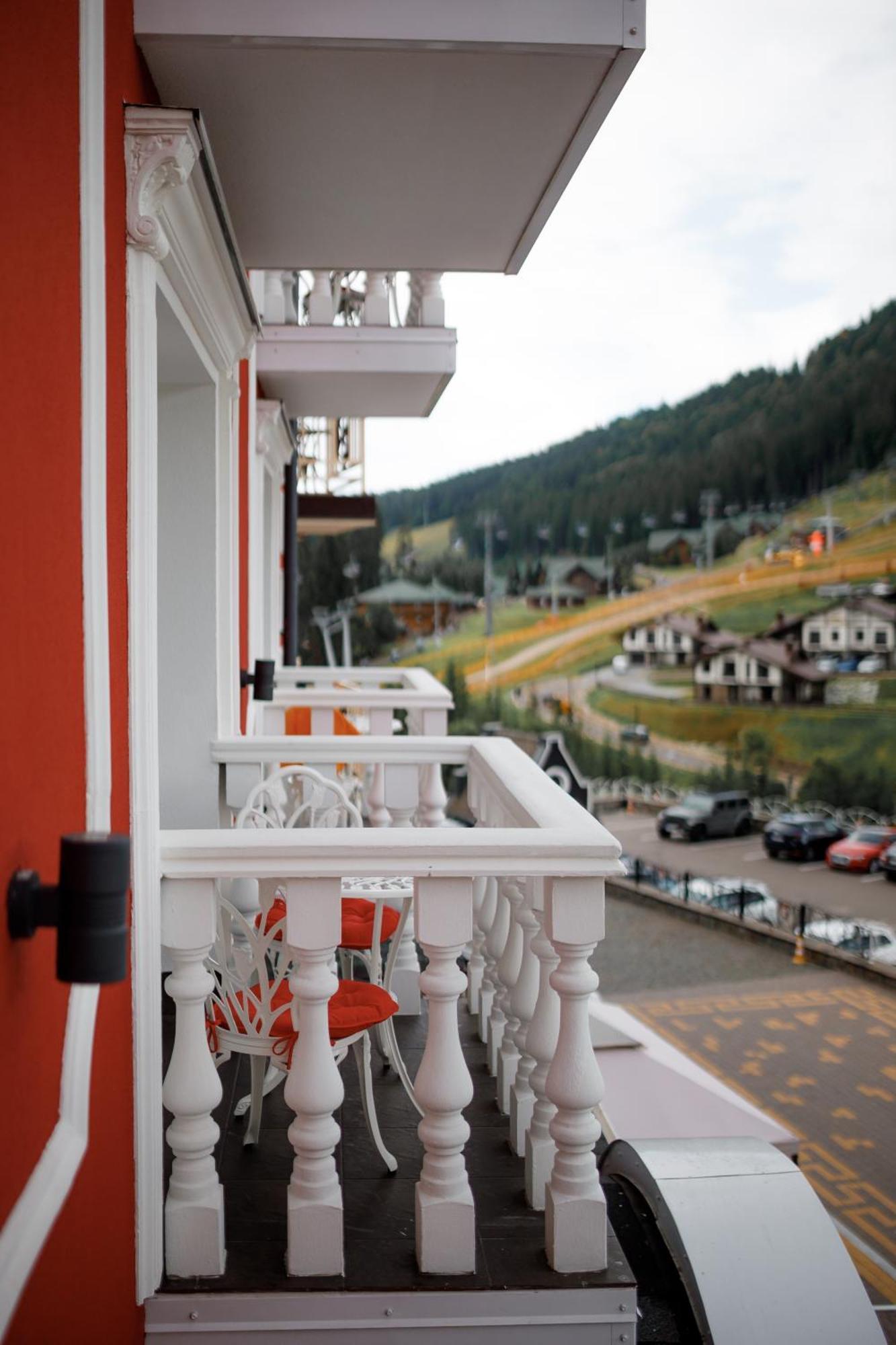 Chevalier Hotel & Spa Bukovel Ngoại thất bức ảnh
